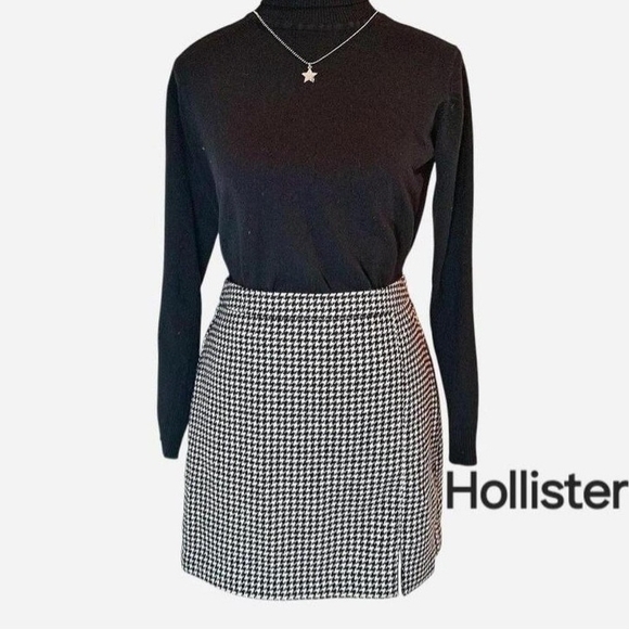 Hollister Houndstooth High Rise Mini Skirt With Slit Barbie Preppy Mod Alt - Picture 5 of 8